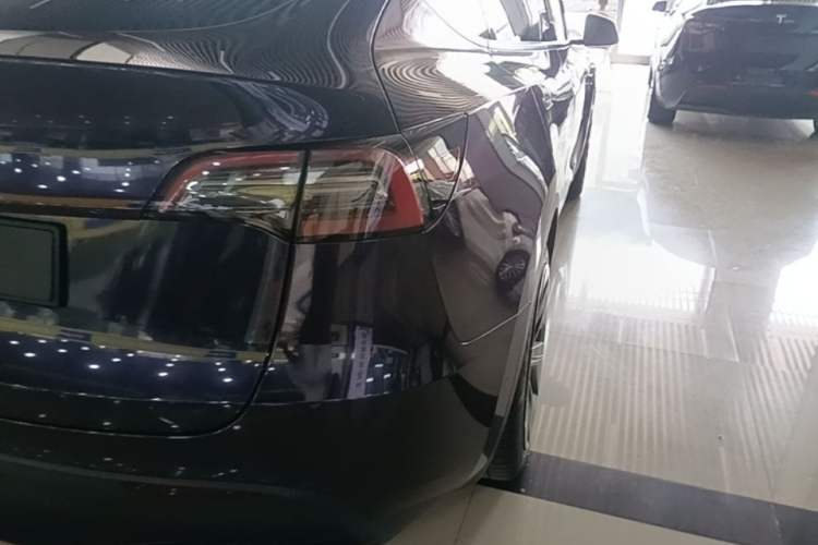 Used Tesla Model Y 2022 Revised Version Rear-Wheel Drive Right Rear Taillight