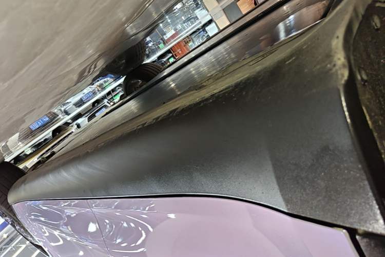 Used Tesla Model Y 2022 Revised Version Rear-Wheel Drive Right Side Sill