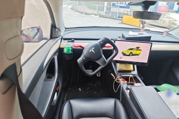 Used Tesla Model Y 2022 Rear-Wheel-Drive Version Steering Wheel