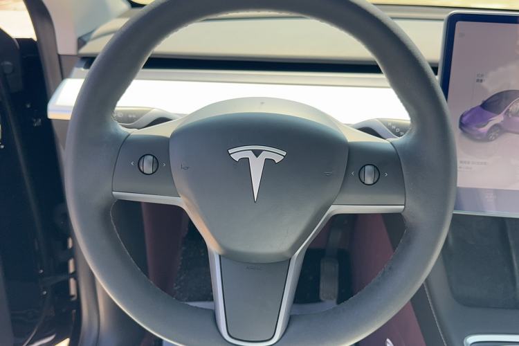 Used Tesla Model Y 2022 Revised Version Rear-Wheel Drive Steering Wheel