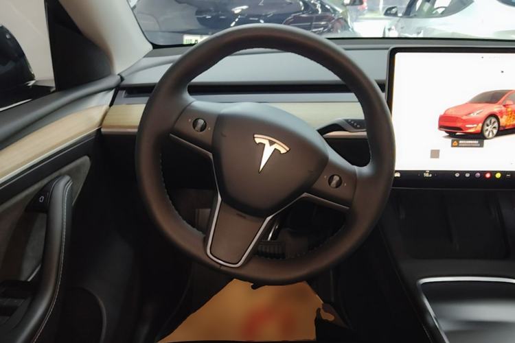 Used Tesla Model Y 2022 Revised Version Rear-Wheel Drive Steering Wheel