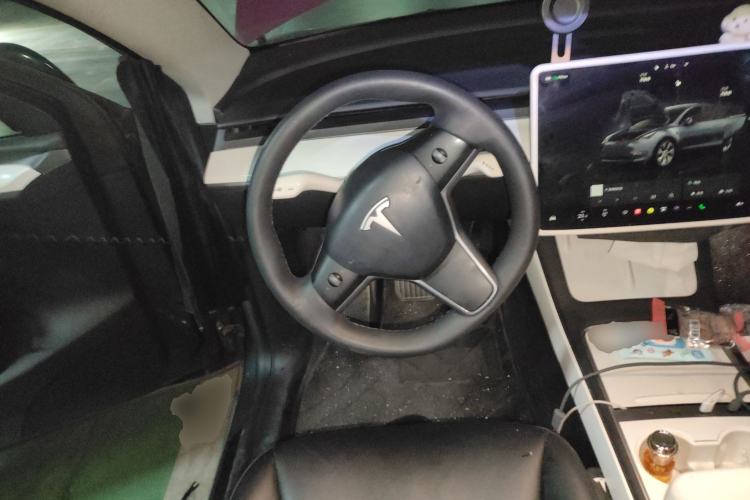 Used Tesla Model Y 2022 Revised Version Rear-Wheel Drive Steering Wheel