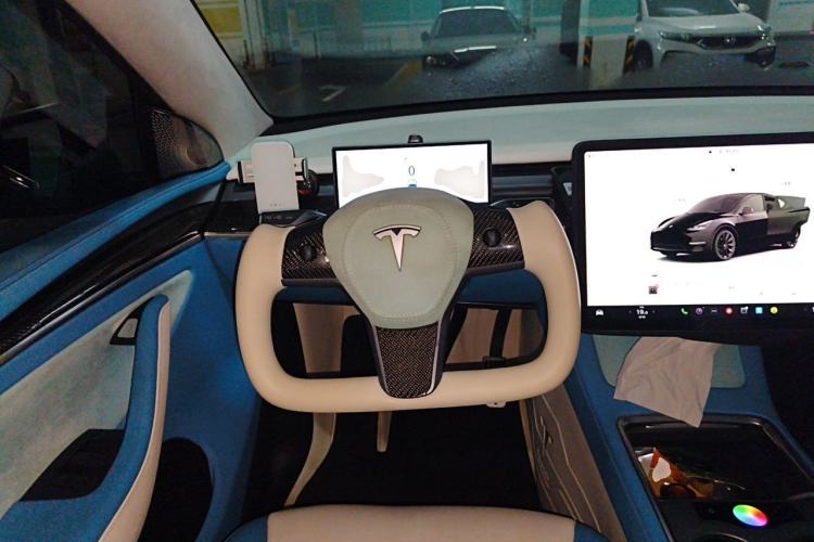 Used Tesla Model Y 2022 Revised Version Rear-Wheel Drive Steering Wheel