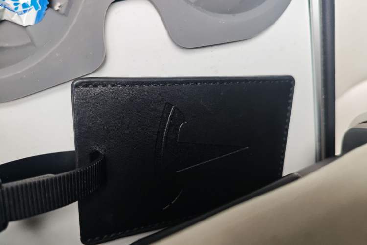 Used Tesla Model Y 2022 Performance High-Performance All-Wheel-Drive Version Vehicle Key