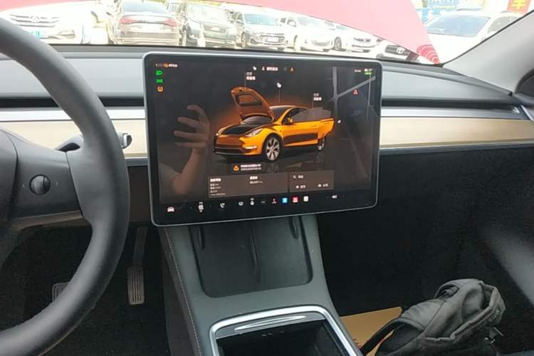 Used Tesla Model Y 2022 Revised Version Rear-Wheel Drive Audio And AC Panel