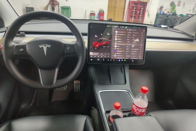Used Tesla Model Y 2022 Revised Version Rear-Wheel Drive Center Console