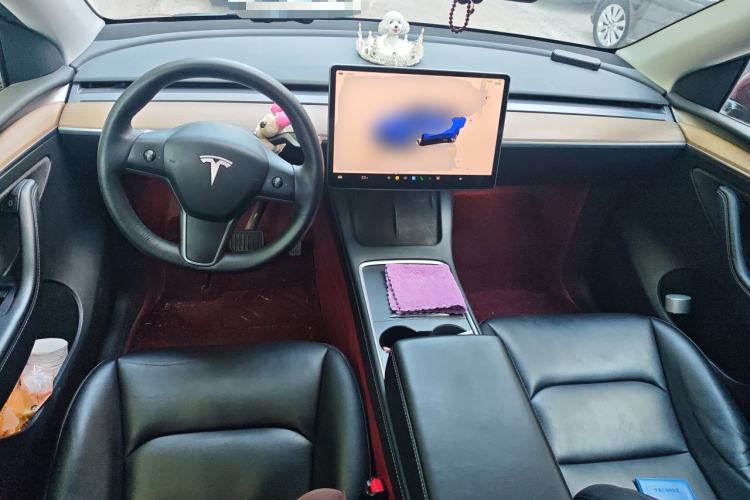 Used Tesla Model Y 2022 Rear-Wheel-Drive Version Center Console