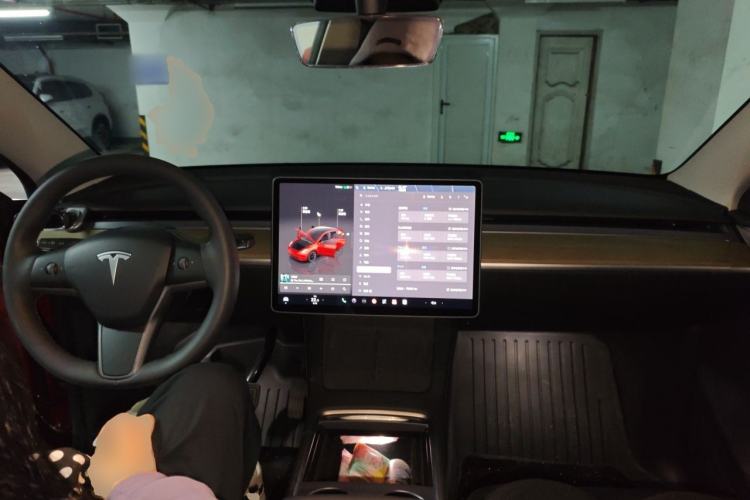 Used Tesla Model Y 2022 Revised Version Long-Range All-Wheel Drive Center Console