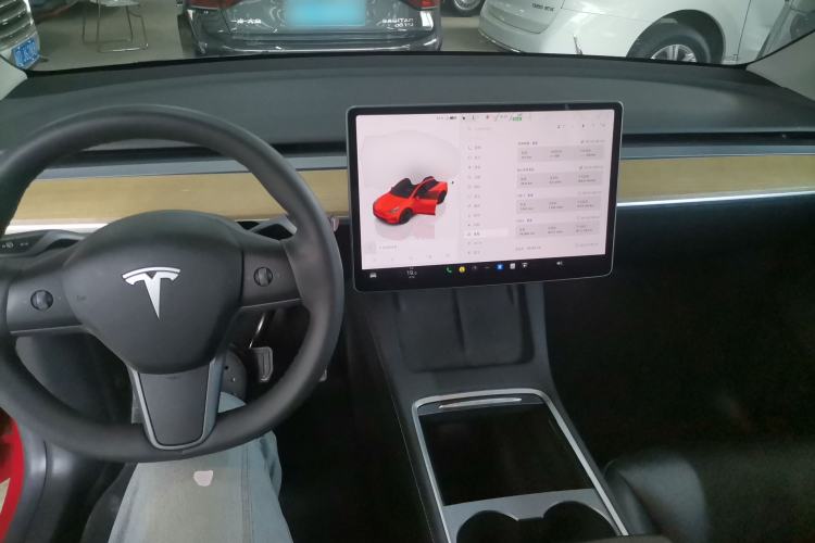 Used Tesla Model Y 2022 Revised Version Rear-Wheel Drive Center Console