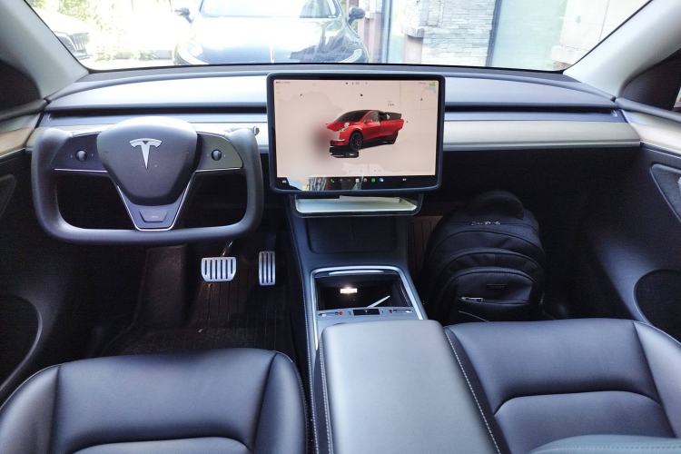 Used Tesla Model Y 2022 Performance High-Performance All-Wheel-Drive Version Center Console