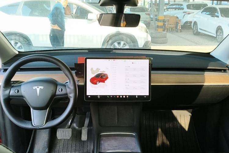 Used Tesla Model Y 2022 Revised Version Rear-Wheel Drive Center Console