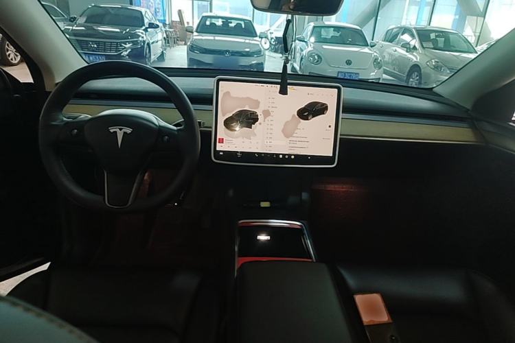 Used Tesla Model Y 2022 Revised Version Rear-Wheel Drive Center Console