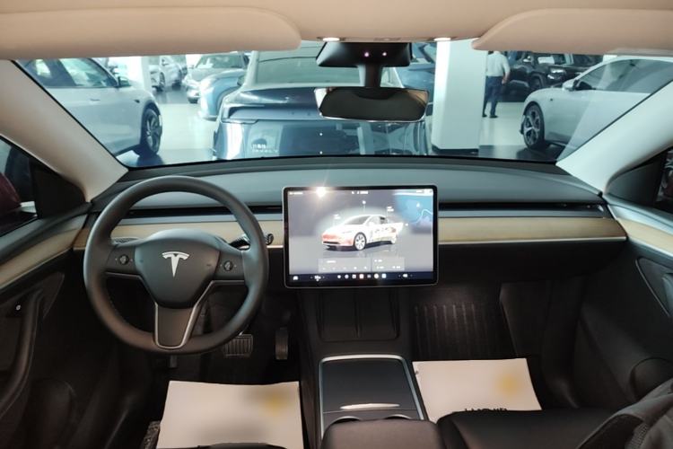 Used Tesla Model Y 2022 Revised Version Rear-Wheel Drive Center Console
