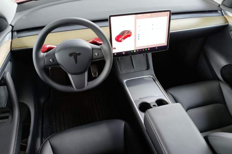Used Tesla Model Y 2022 Rear-Wheel-Drive Version Center Console