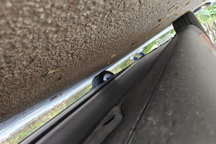 Used Tesla Model Y 2022 Rear-Wheel-Drive Version Chassis Front Right
