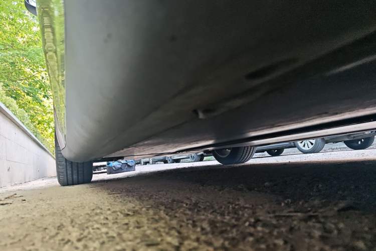 Used Tesla Model Y 2022 Rear-Wheel-Drive Version Chassis Rear Left