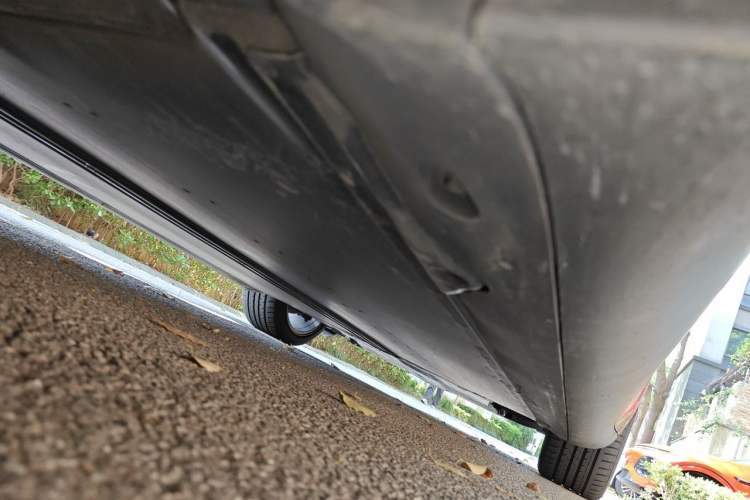 Used Tesla Model Y 2022 Rear-Wheel-Drive Version Chassis Rear Right