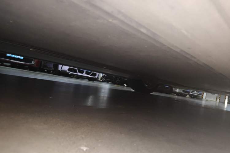 Used Tesla Model Y 2022 Revised Version Rear-Wheel Drive Chassis Rear Right