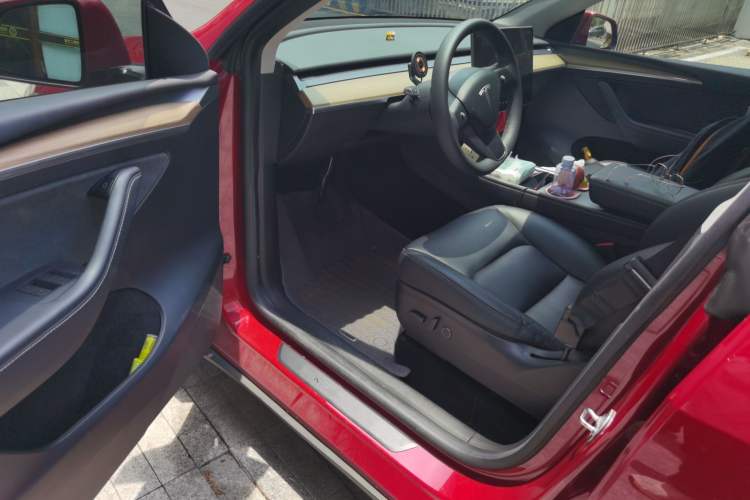 Used Tesla Model Y 2022 Revised Version Long-Range All-Wheel Drive Driver Seat
