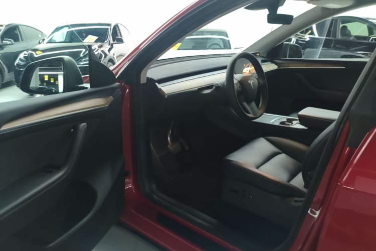 Used Tesla Model Y 2022 Rear-Wheel-Drive Version Driver Seat