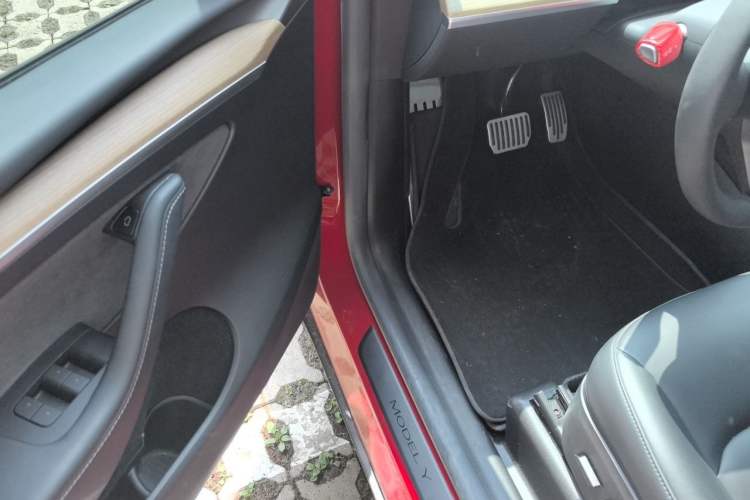 Used Tesla Model Y 2022 Rear-Wheel-Drive Version Driver Seat