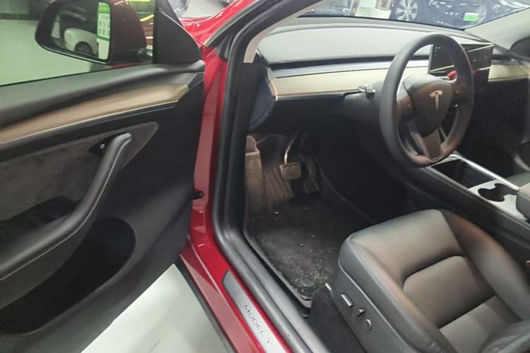 Used Tesla Model Y 2022 Revised Version Long-Range All-Wheel Drive Driver Seat