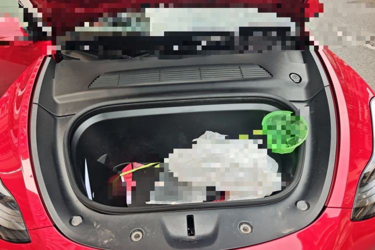 Used Tesla Model Y 2022 Rear-Wheel-Drive Version Engine Bay