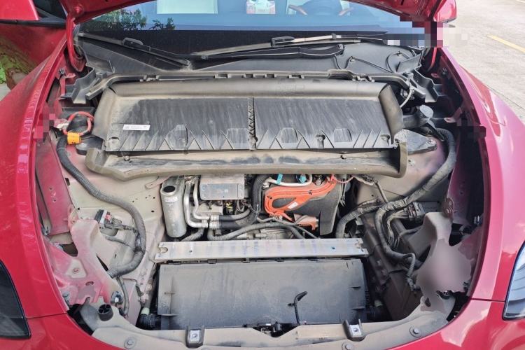 Used Tesla Model Y 2022 Performance High-Performance All-Wheel-Drive Version Engine Bay