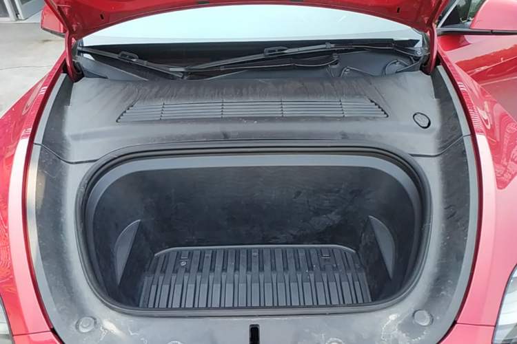 Used Tesla Model Y 2022 Revised Version Rear-Wheel Drive Engine Bay