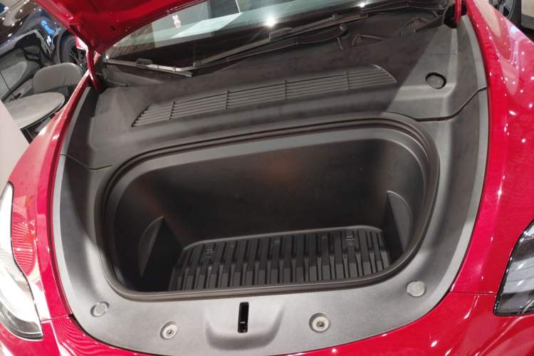 Used Tesla Model Y 2022 Revised Version Rear-Wheel Drive Engine Bay