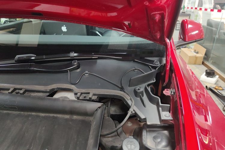 Used Tesla Model Y 2022 Revised Version Rear-Wheel Drive Engine Bay Left