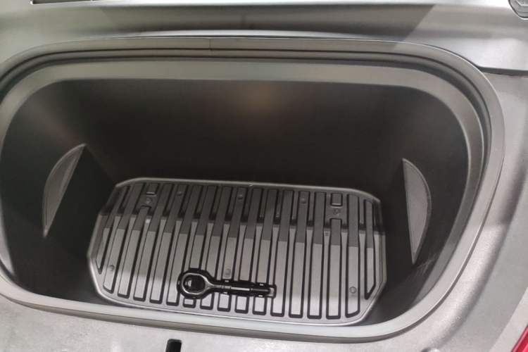 Used Tesla Model Y 2022 Revised Version Rear-Wheel Drive Engine Bay