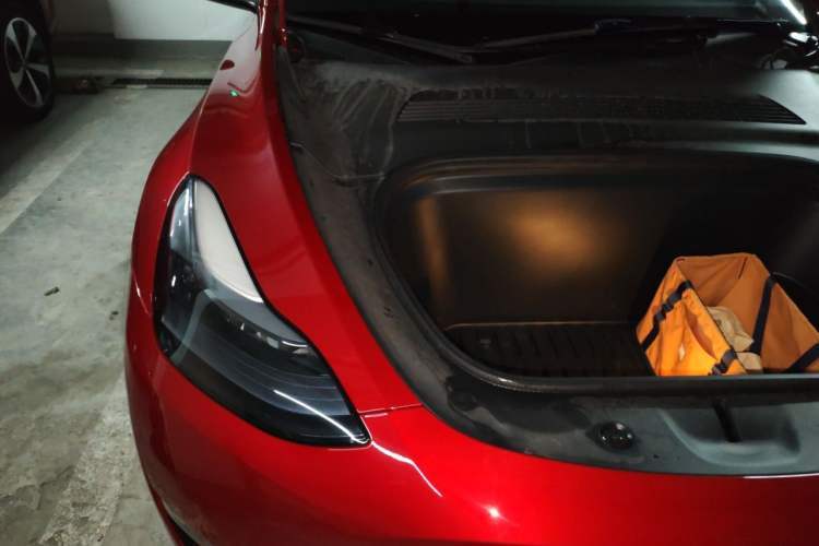 Used Tesla Model Y 2022 Revised Version Long-Range All-Wheel Drive Engine Bay Right