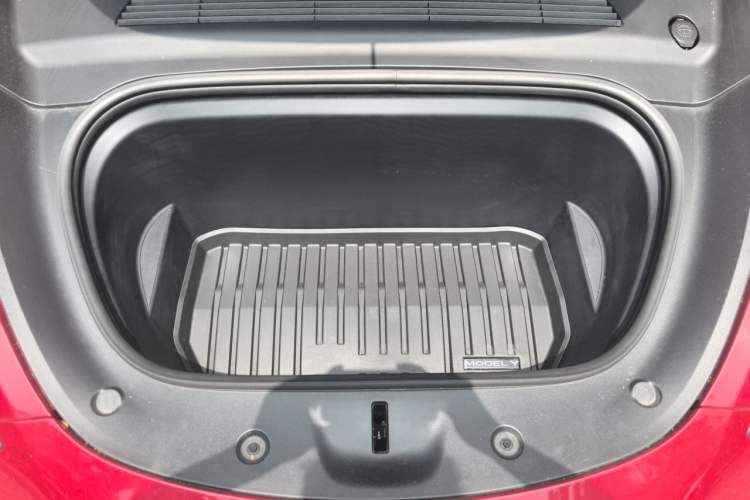 Used Tesla Model Y 2022 Rear-Wheel-Drive Version Engine Bay