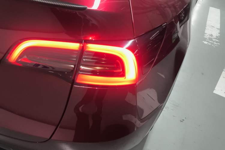 Used Tesla Model Y 2022 Revised Version Rear-Wheel Drive Exterior 3
