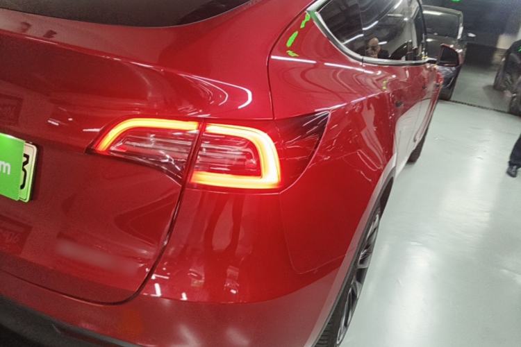 Used Tesla Model Y 2022 Revised Version Long-Range All-Wheel Drive Exterior 3