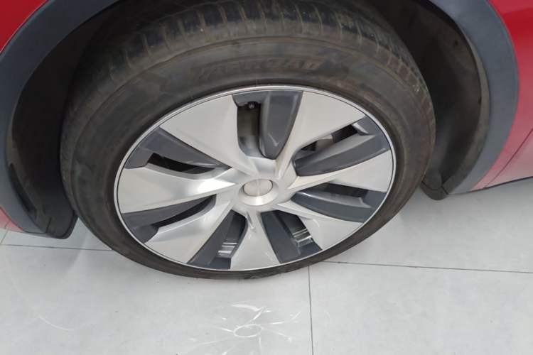 Used Tesla Model Y 2022 Revised Version Long-Range All-Wheel Drive Exterior 4