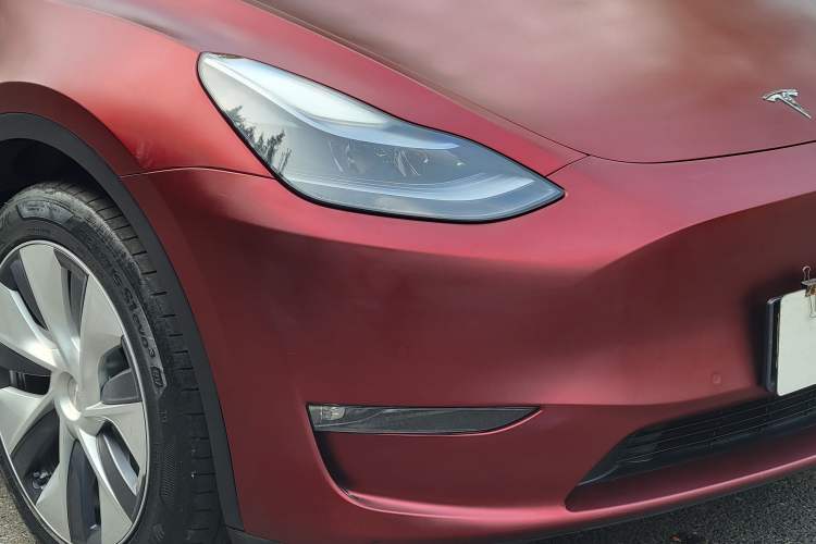 Used Tesla Model Y 2022 Long-Range All-Wheel-Drive Version Exterior 9