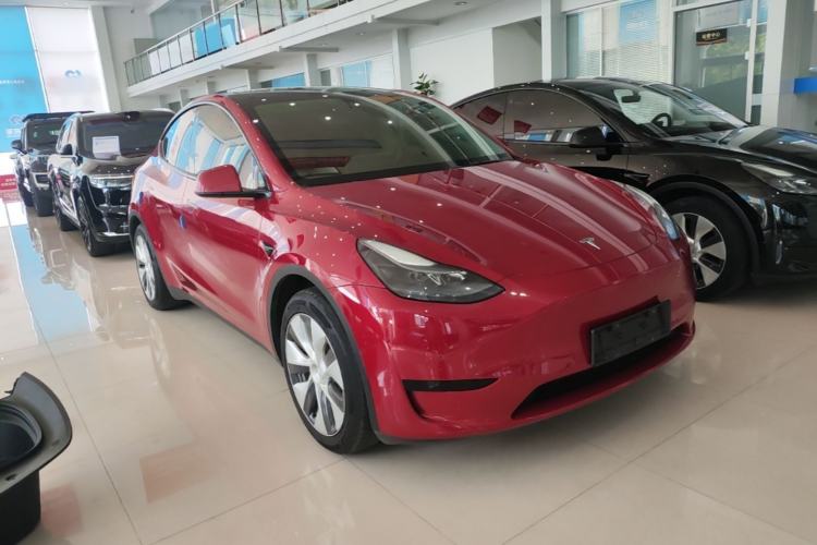 Used Tesla Model Y 2022 Revised Version Rear-Wheel Drive Front Right 45 Deg