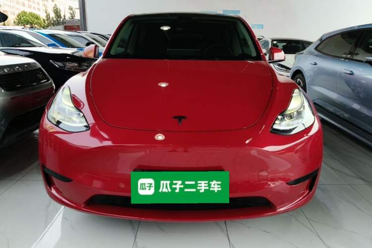 Used Tesla Model Y 2022 Rear-Wheel-Drive Version Front