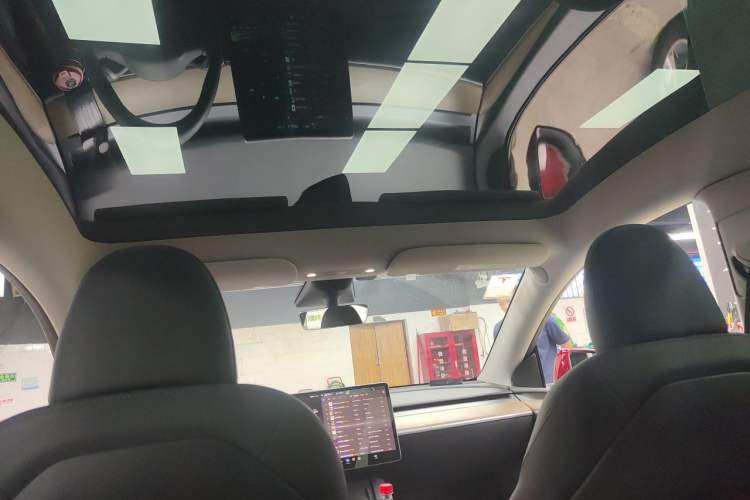 Used Tesla Model Y 2022 Revised Version Rear-Wheel Drive Headliner