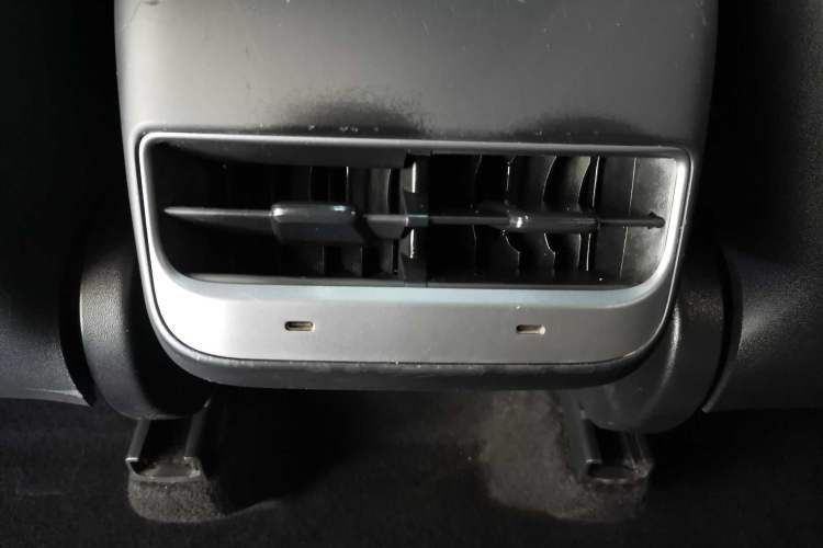 Used Tesla Model Y 2022 Revised Version Rear-Wheel Drive Interior 11