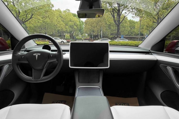 Used Tesla Model Y 2022 Revised Version Rear-Wheel Drive Interior 4