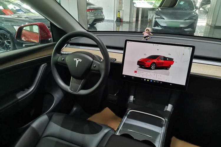 Used Tesla Model Y 2022 Revised Version Rear-Wheel Drive Interior 9