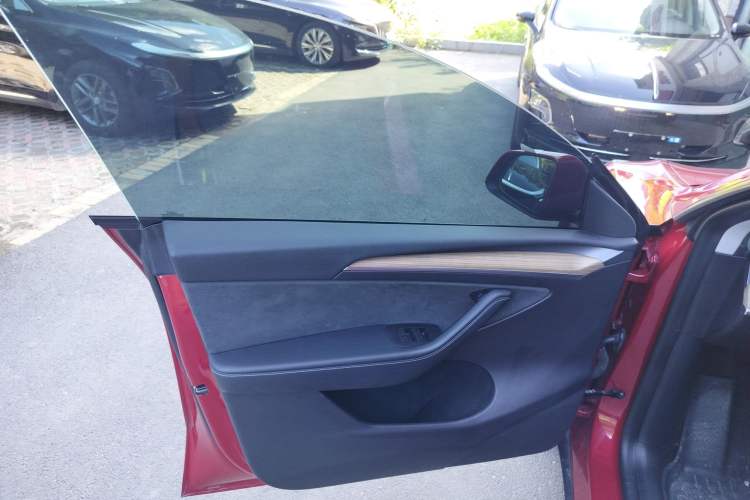 Used Tesla Model Y 2022 Performance High-Performance All-Wheel-Drive Version Left Front Door Interior