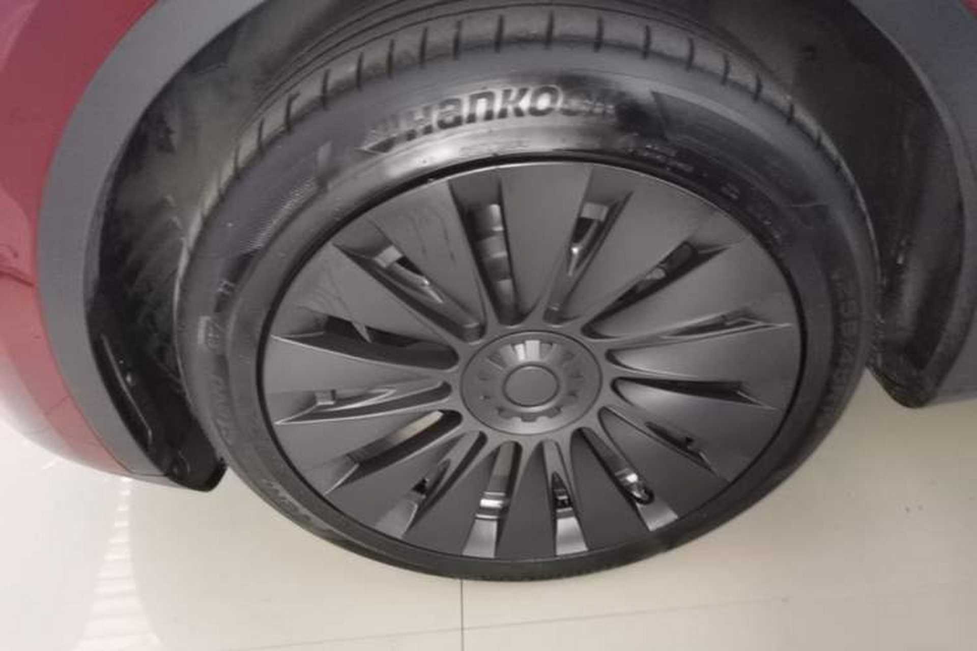 Used Tesla Model Y 2022 Revised Version Rear-Wheel Drive Left Front Wheel Hub