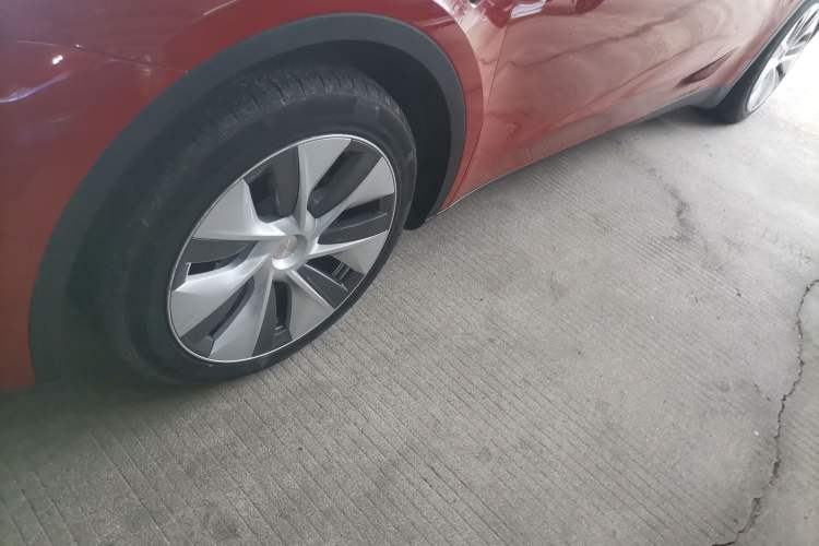 Used Tesla Model Y 2022 Revised Version Rear-Wheel Drive Left Front Wheel Hub