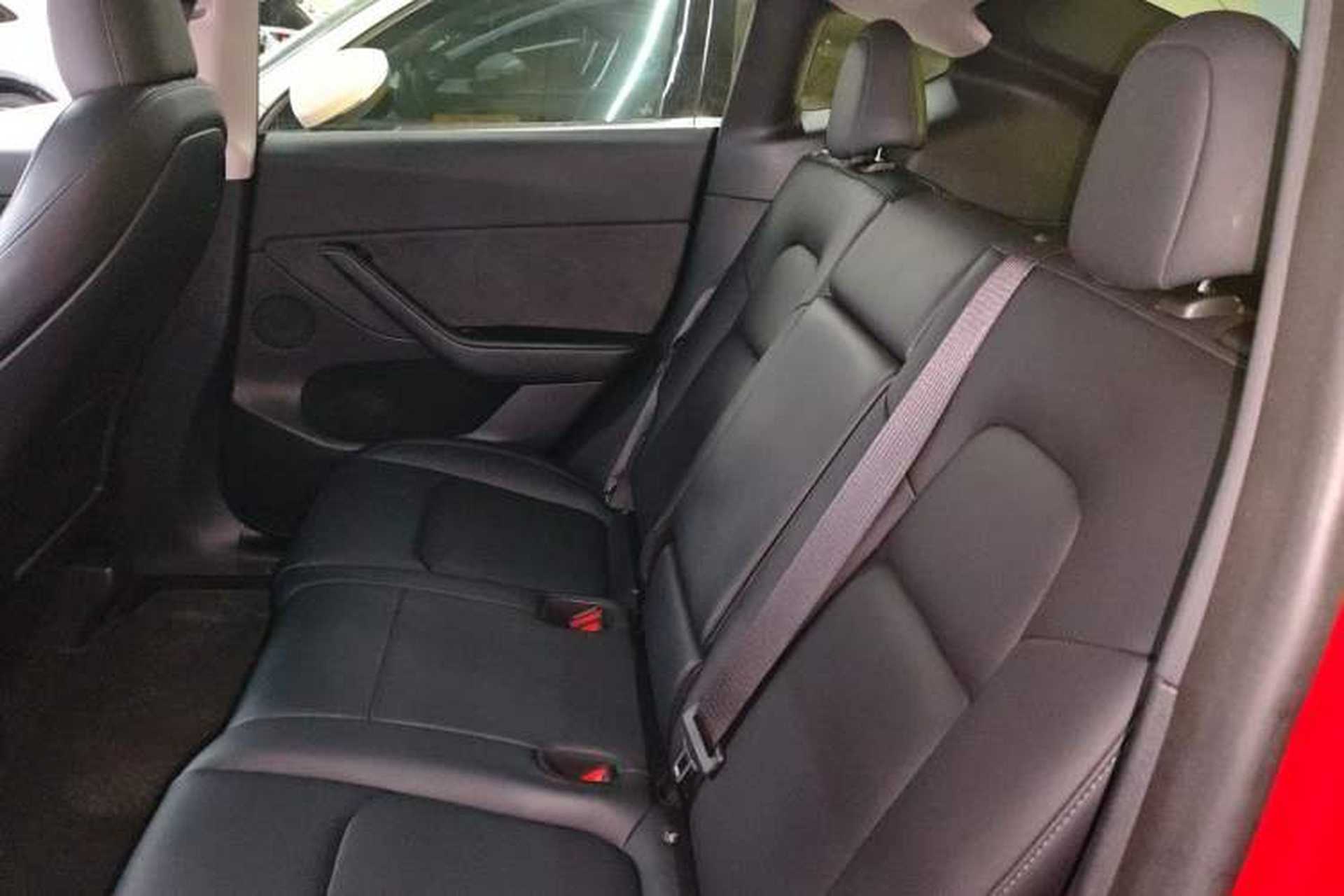 Used Tesla Model Y 2022 Revised Version Long-Range All-Wheel Drive Left Rear Seat