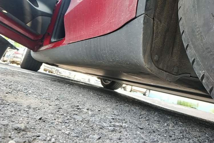 Used Tesla Model Y 2022 Revised Version Rear-Wheel Drive Left Side Sill
