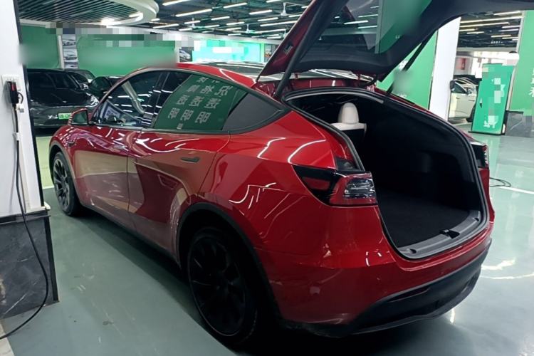 Used Tesla Model Y 2022 Long-Range All-Wheel-Drive Version Rear Left 45 Deg